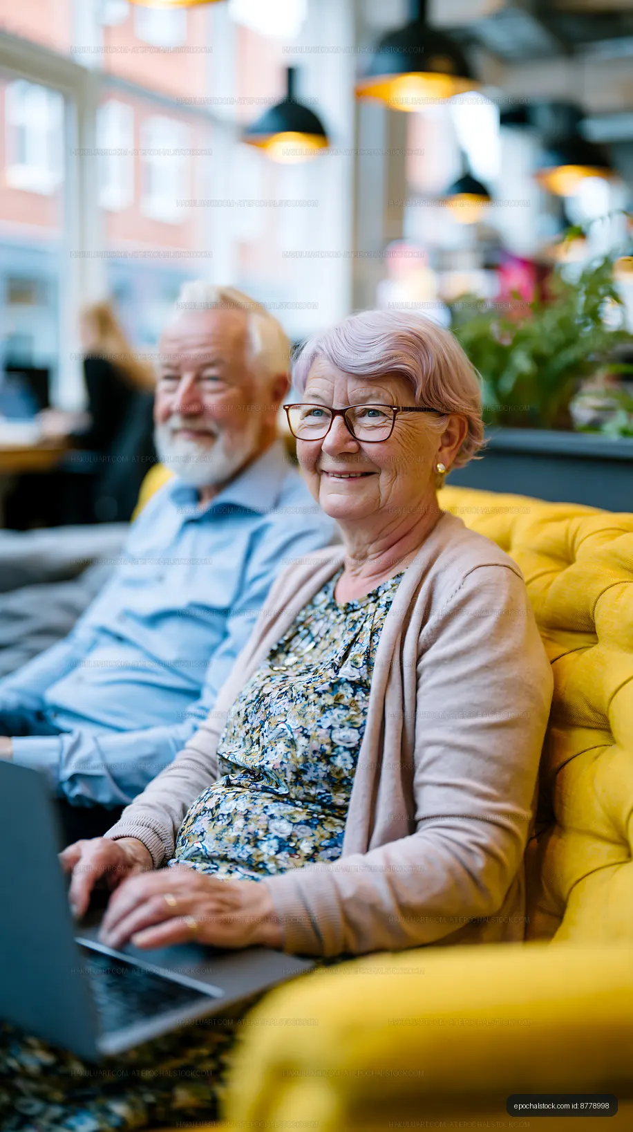 Senior couple enjoying time together in cafe