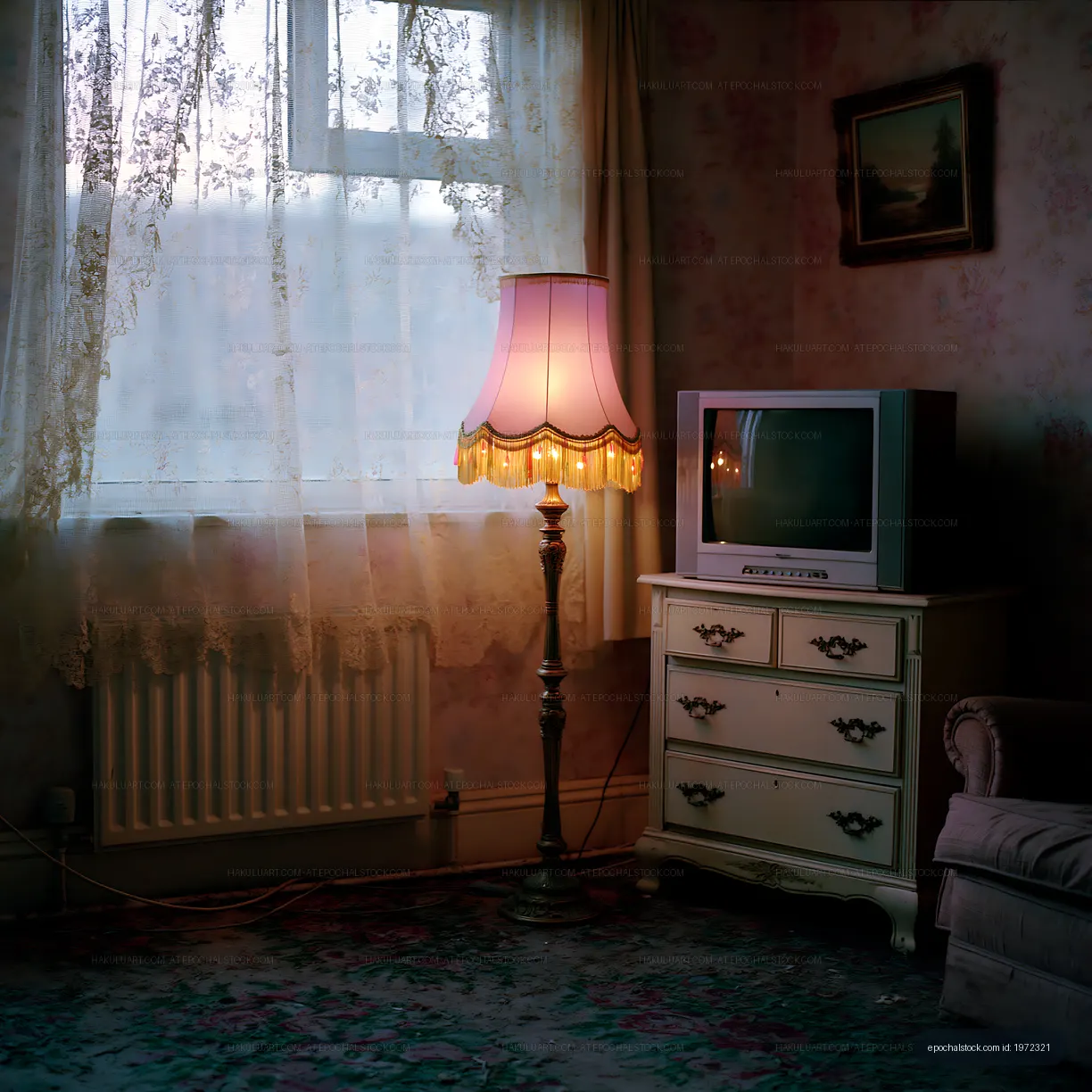 Vintage living room with lamp and old television set